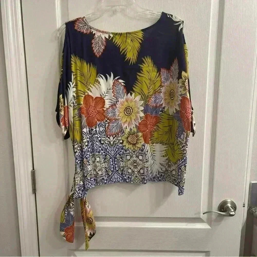 Melissa Paige Floral Top And Matching Pants - Picture 12 of 15